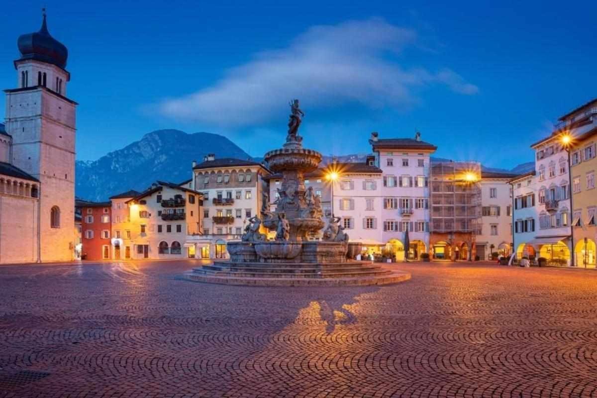 La Casa Di Vale Muse Apartment Trento Luaran gambar